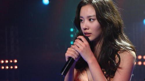 妹妹明星网红是谁唱的歌,这首歌曲引发全网热议！