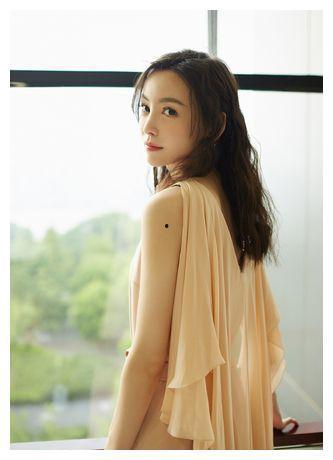 女明星网红合拍图片高清,高清美照引网友热议