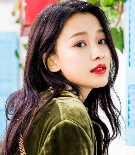 大明星网红大眼妹,网红明星的璀璨人生