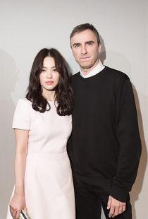 迪奥明星网红合照图片女,时尚界璀璨星光熠熠生辉