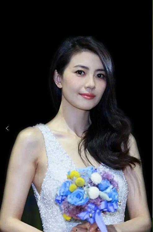 美女明星网红比赛视频