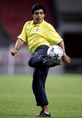 足球明星网红模特度假,精彩瞬间大揭秘！