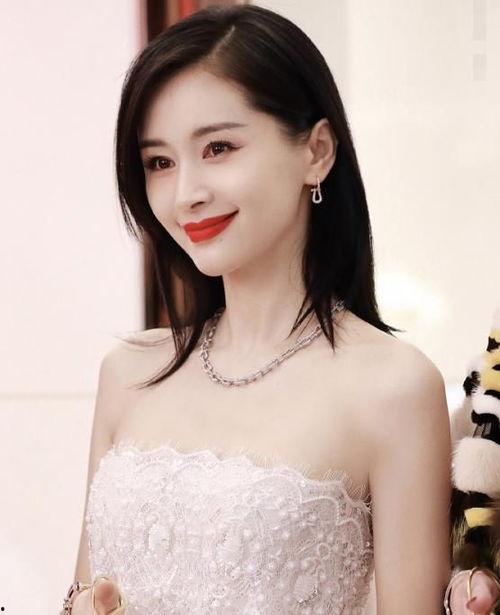 看脸明星网红图片女生,揭秘网红明星的“脸面”魅力