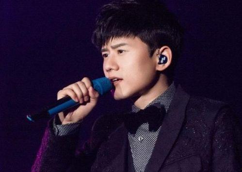 明星网红唱歌文案搞笑男,唱出欢乐无限星光