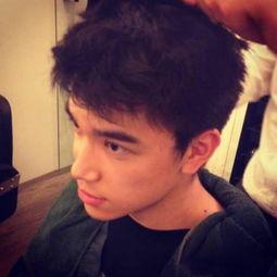 帅弟弟明星网红是谁,揭秘网络红人的魅力与影响力